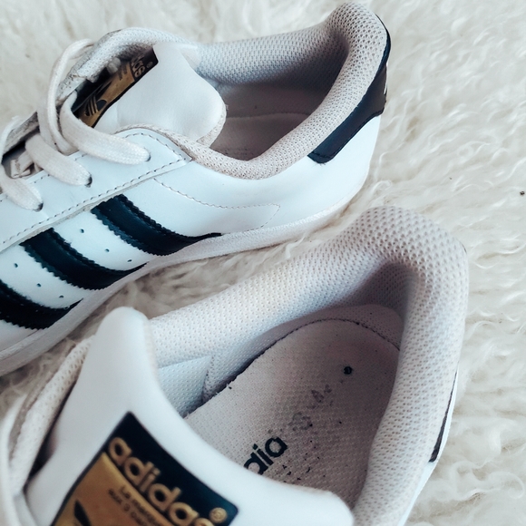Adidas Superstar shoes - Picture 10 of 10